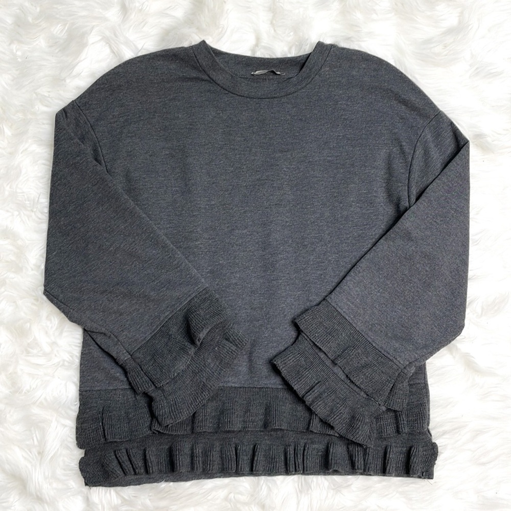 Zara Gray Ruffle Bottom Sweatshirt - Picture 4 of 9